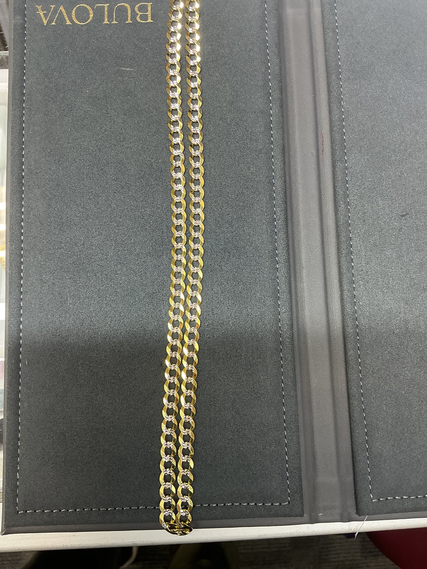 Cuban link 10k gold